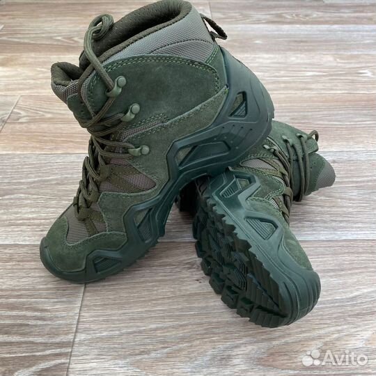 Ботинки лова Lowa (Лова). Тактическая обувь