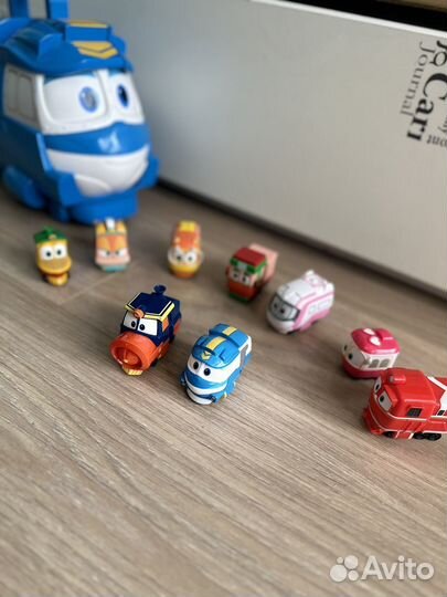 Роботы поезда Кейс + паровозики