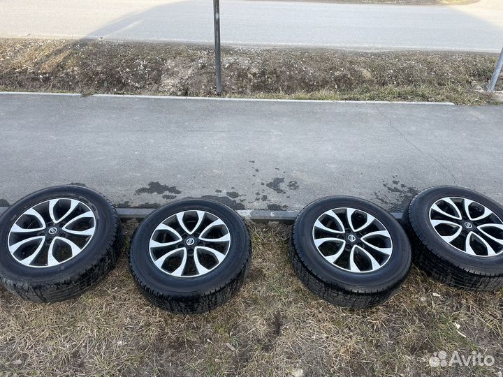 Колеса 215/65/16 continental