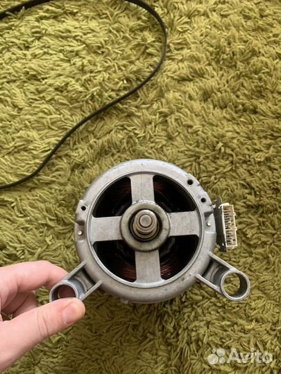 Двигататель стиральной машины