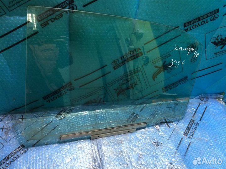 Стекло двери задней левой Toyota Camry V40