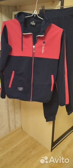 Спортивный костюм женский