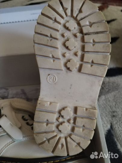 Ботинки для девочки 23 размер