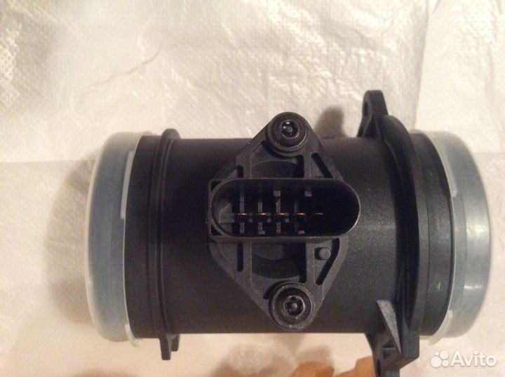 Расходомер мерседес 210-140-202 -104 мотор новый о