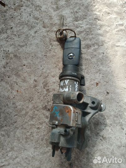 Замок зажигания Volkswagen Passat B5