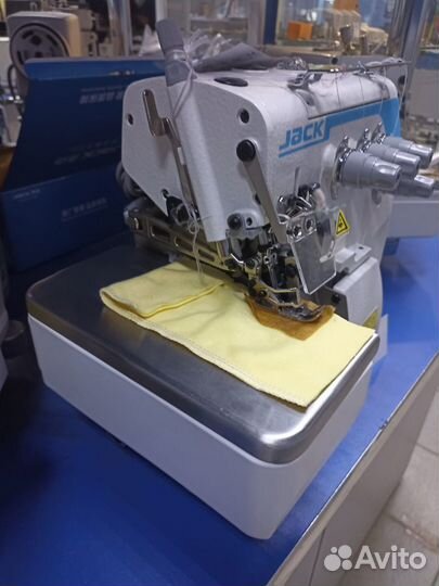 Промышленный 4-х ниточнный оверлок Jack E3-4