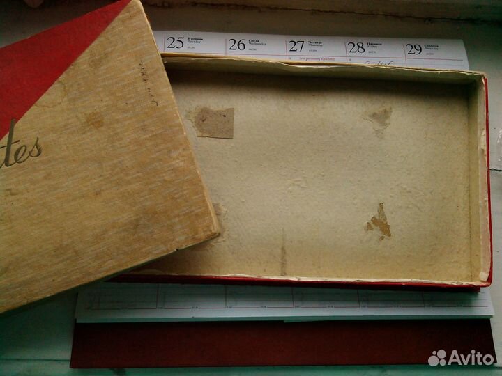 Винтажная коробка из под конфет