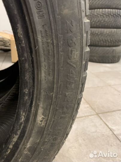 Nokian Tyres Hakkapeliitta R 265/45 R21
