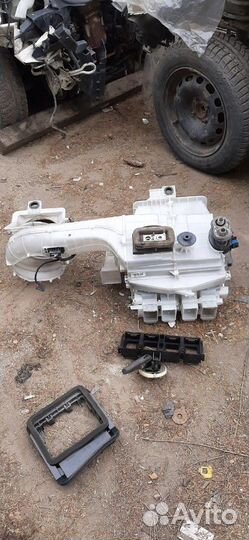 Citroen Berlingo b9 отопитель салона