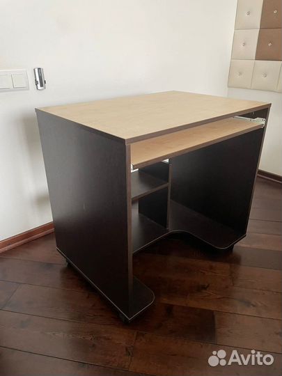 Стол письменный, рабочий, компьютерный