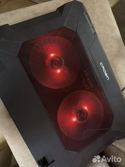 Подставка с охлаждением для ноутбука