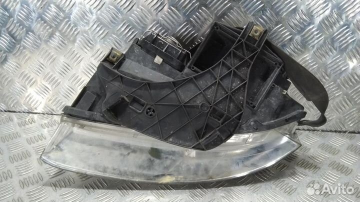Фара 8E0941004F Audi A4 B6 (2000-2004)