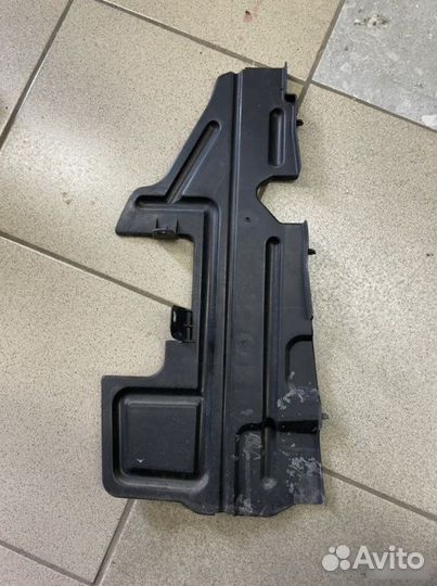 Дефлектор радиатора Toyota Avensis T250