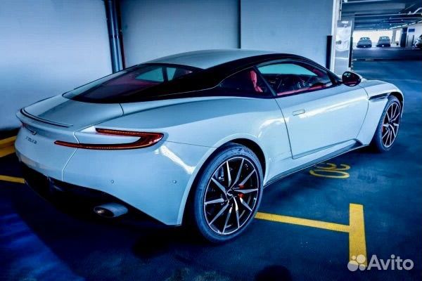 Aston martin DB11 Разбор