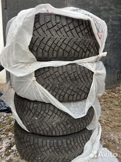 Michelin X-Ice North 4 SUV 255/55 R19 107T