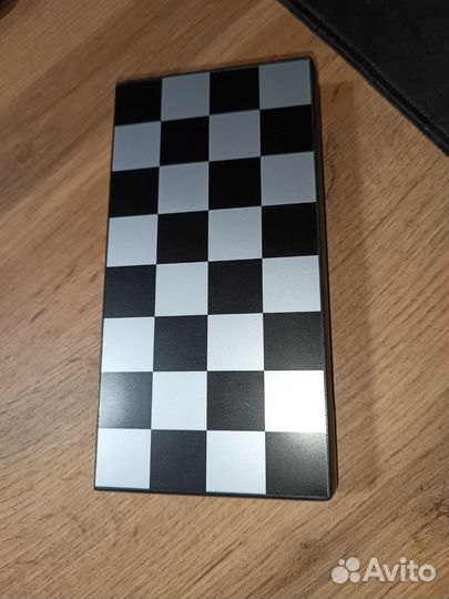 Магнитные шахматы (16 см х 16 см)