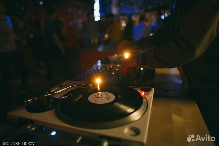 Виниловые проигрыватели Technics Sl-1210 Mk2