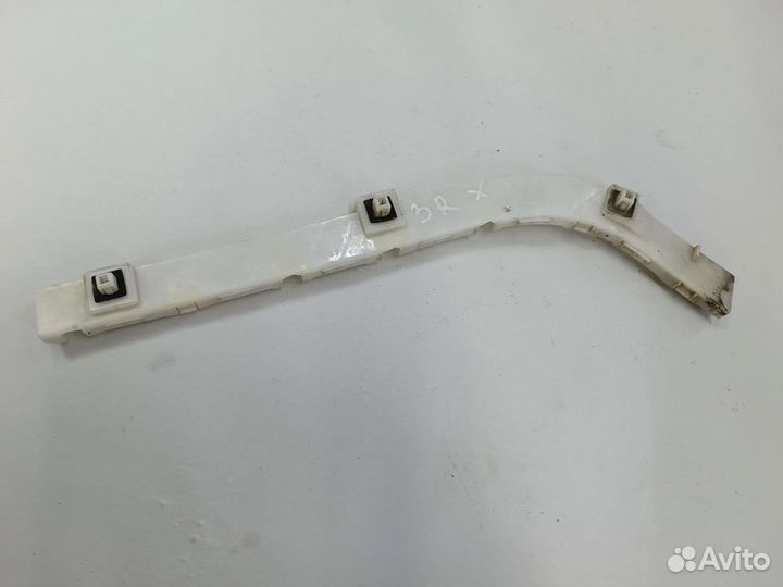 Правый кронштейн заднего бампера Lancer 10