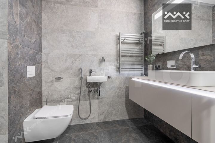 3-к. апартаменты, 93,7 м², 1/6 эт.
