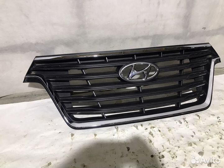 Решетка радиатора Hyundai H1/Grand Starex рест 2
