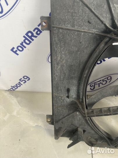 Диффузор с вентилятором Skoda Octavia A5 2008-2013