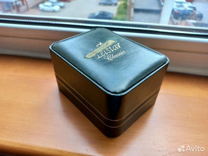 Коробки для часов и украшений