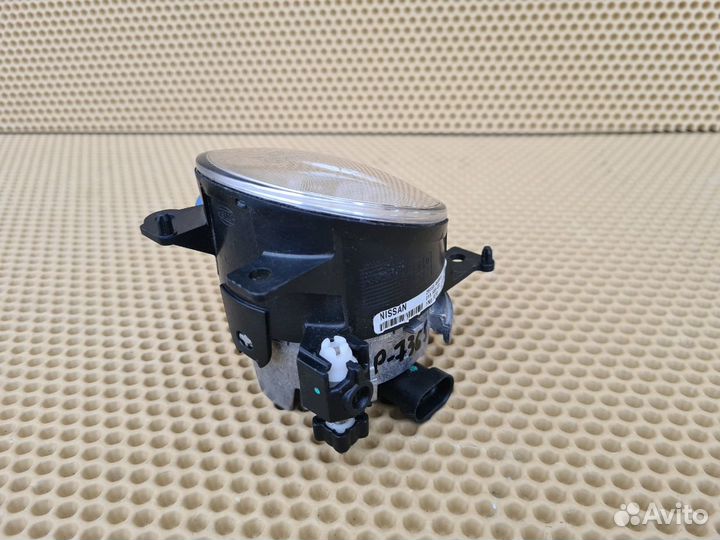 Фара противотуманная передняя левая Infiniti Q50