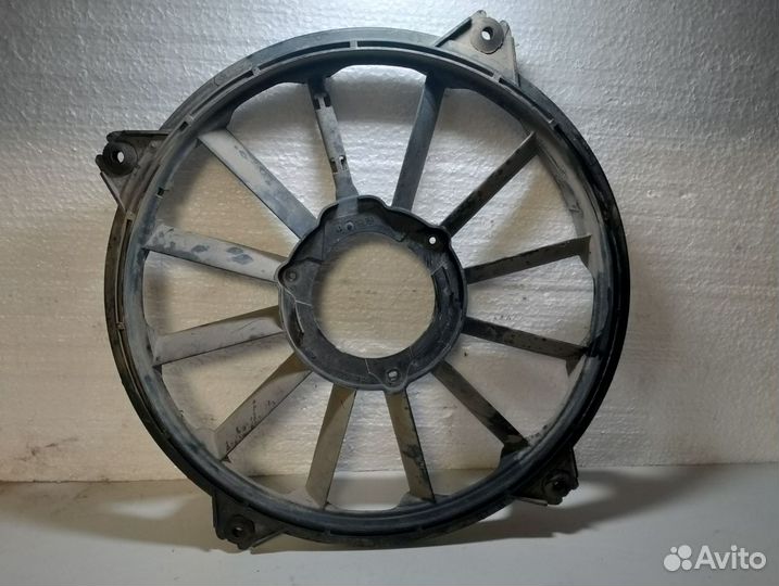 Peugeot 307 - Диффузор вентилятора Б/У