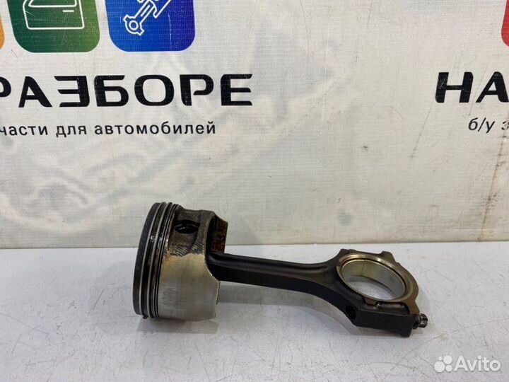 Поршень Ford Focus CB4 shdc 2007