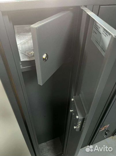 Оружейный сейф Чирок 1318 1,3 м высотой