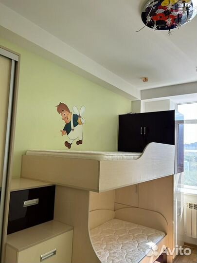 Мебель в детскую комнату с двухярусной кроватью