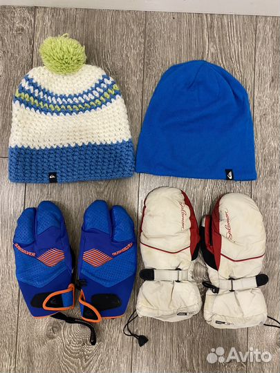 Шапка и перчатки Quicksilver