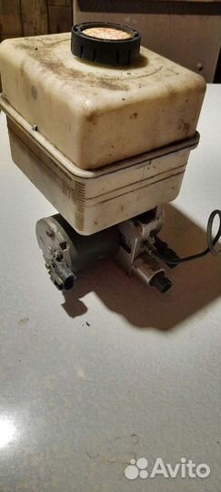 Гидронасос подвески lexus LX 470