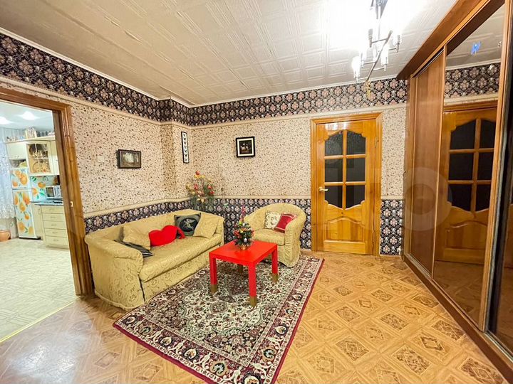 2-к. квартира, 70,6 м², 1/8 эт.