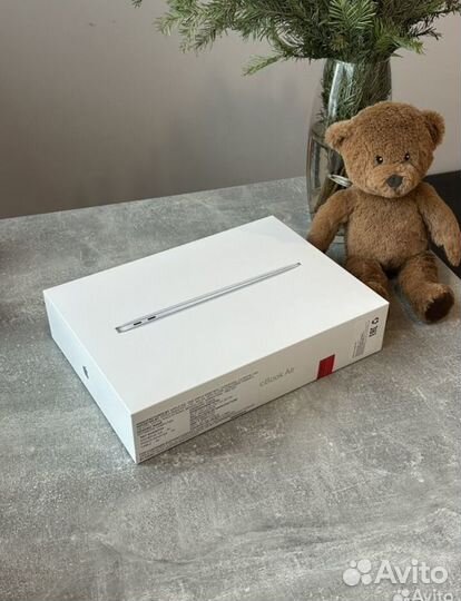 Apple MacBook Air 13 8/256 (Запечатан; Гарантия)