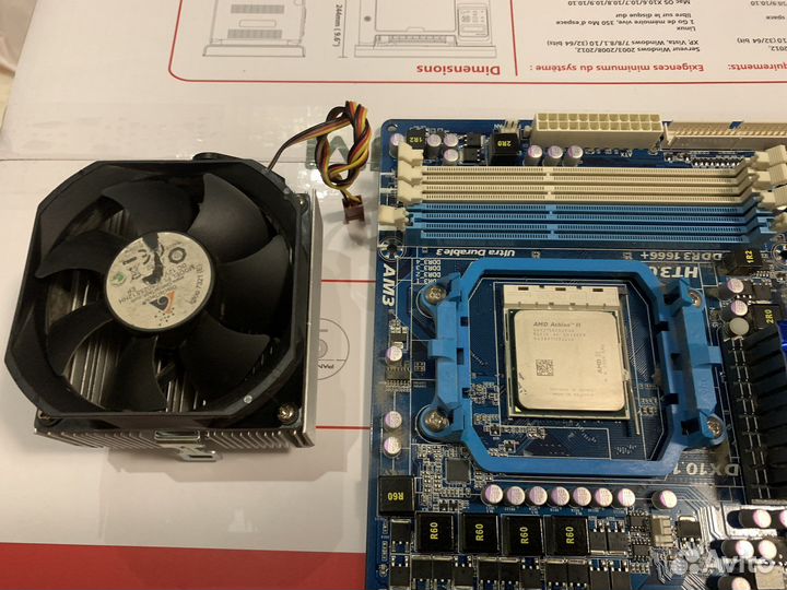 Материнская плата с процессором и памятью