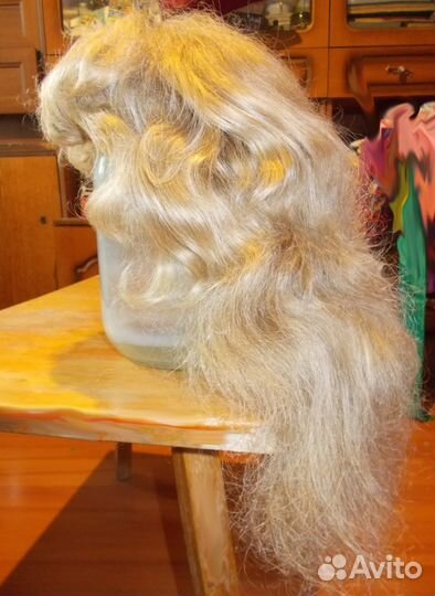 Парик длинный