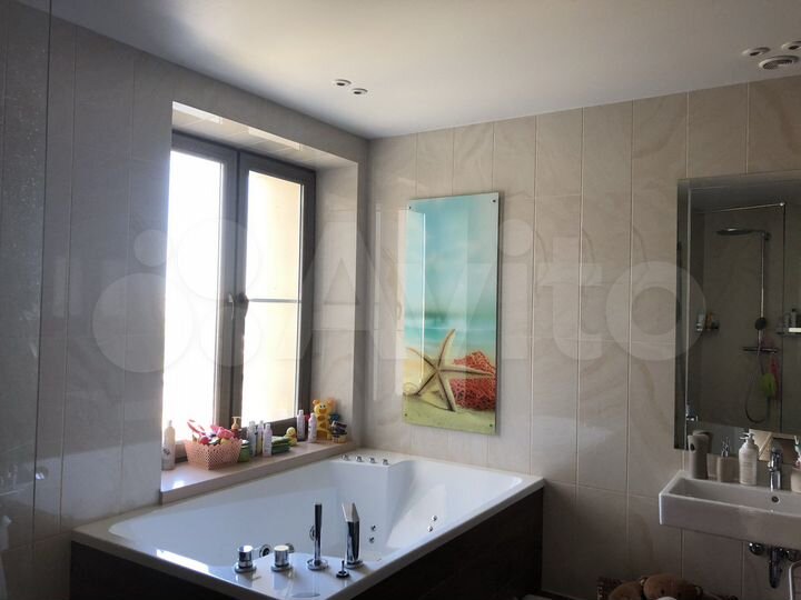 3-к. квартира, 115 м², 5/9 эт.