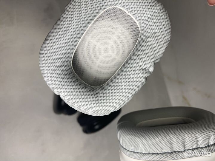 Наушники с микрофоном