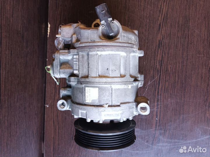 Компрессор кондиционера Volkswagen Passat B7