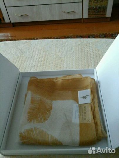 Платок новый