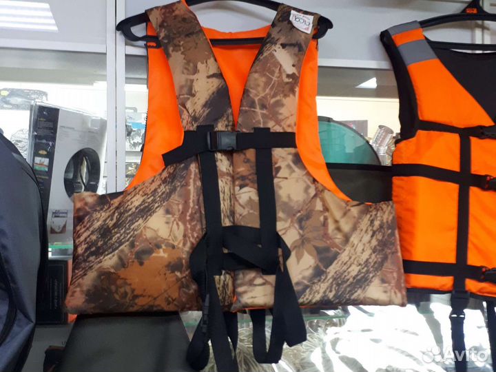 Спасательный жилет