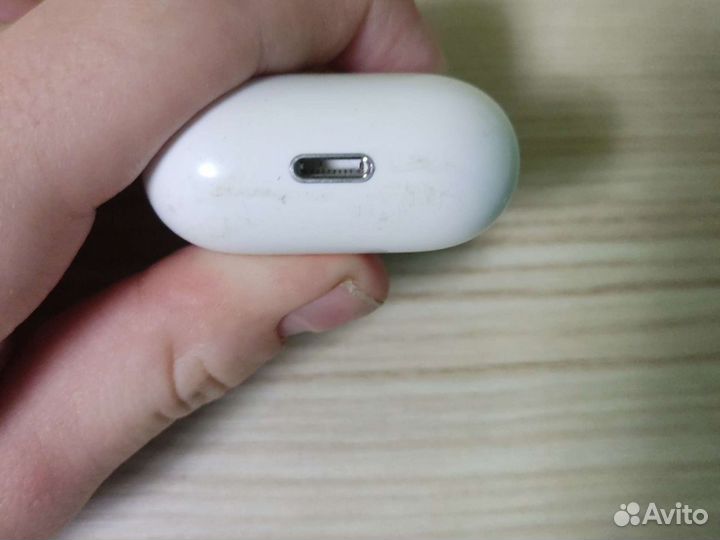 Кейс для airpods 1 оригинал