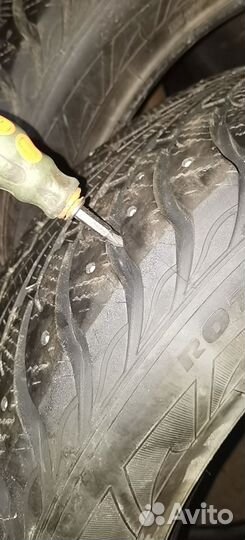 Goodyear UltraGrip Extreme 225/60 R17 99T