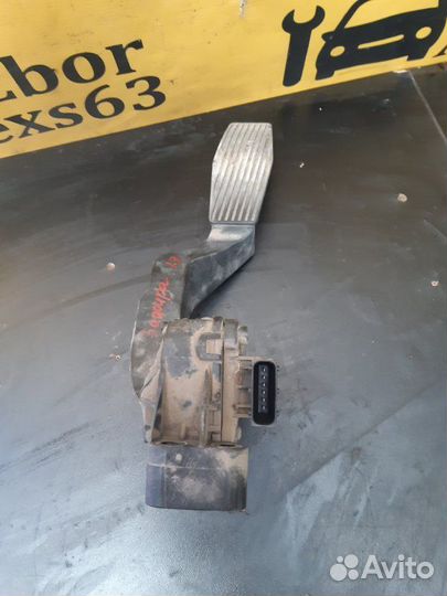 Педаль газа Opel Zafira A 1.8 2003