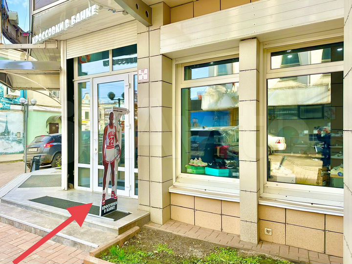 Первый этаж, отдельный Вход, 51 м²