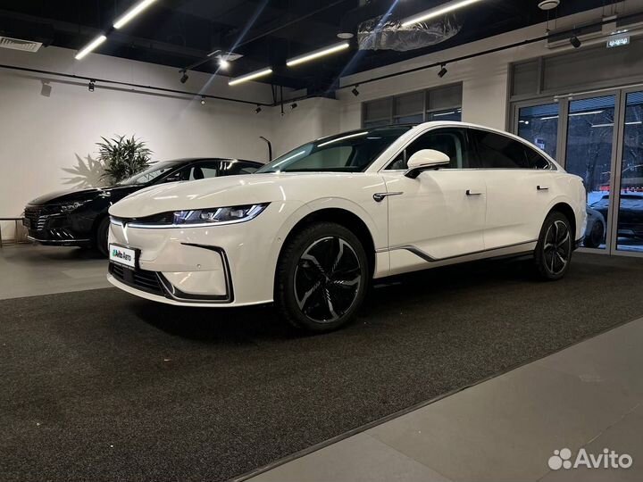 Voyah Passion (Chasing Light) 510 л.с. AT, 2023, 24 182 км