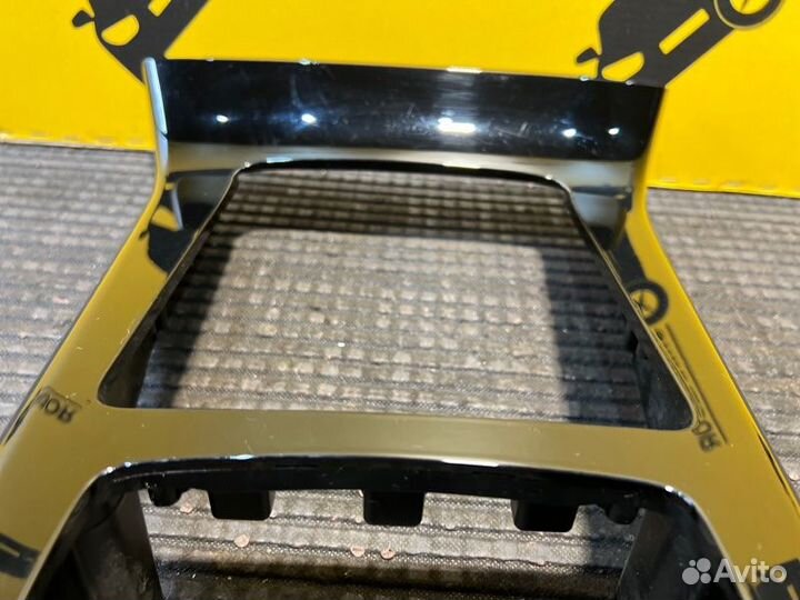 Накладка центральной консоли Mercedes Benz A200