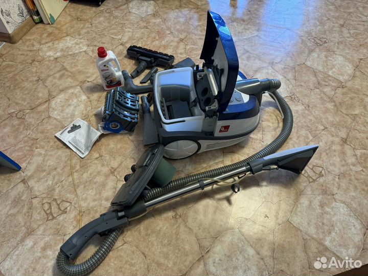 Моющий пылесос Zelmer