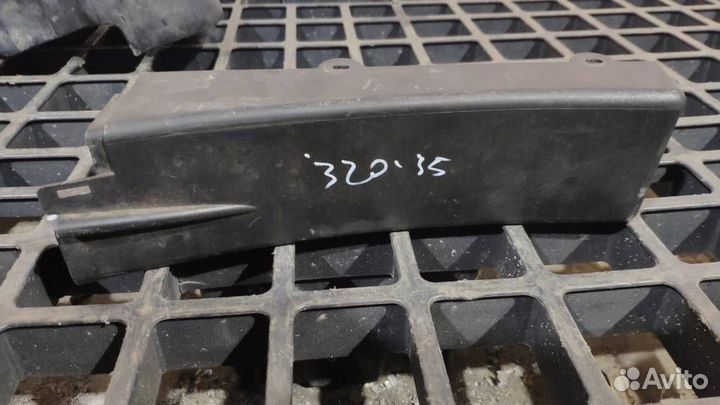 Накладка воздушного фильтра от VW Golf IV/Bora 19